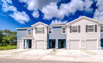 Building Photo - 11818 Davis Dr