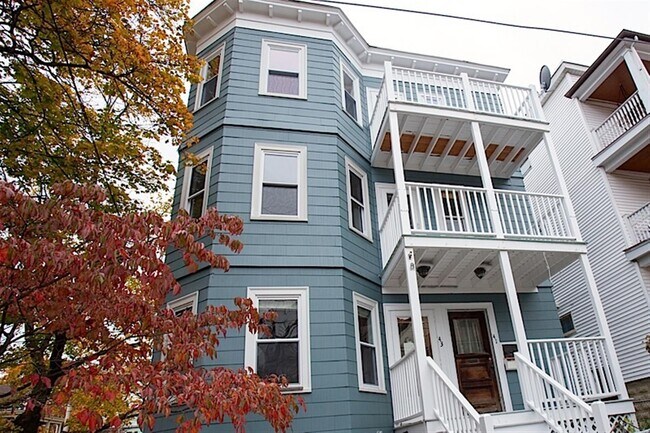 Building Photo - 41 Belknap St