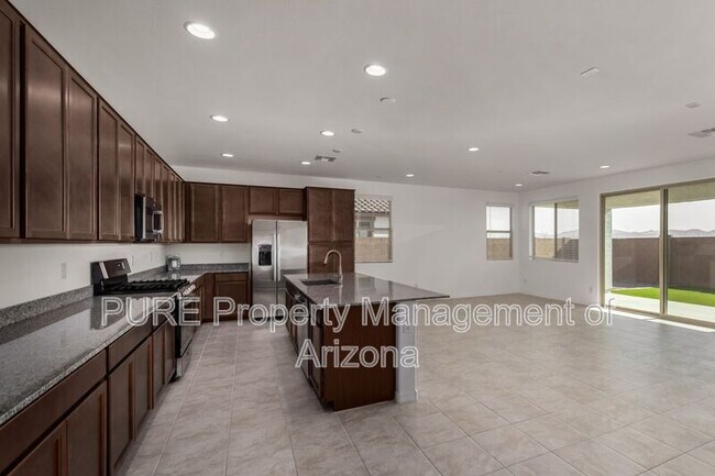 Foto del edificio - 23970 N 148th Dr