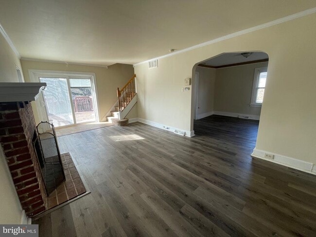 Foto del edificio - 428 Paxson Ave