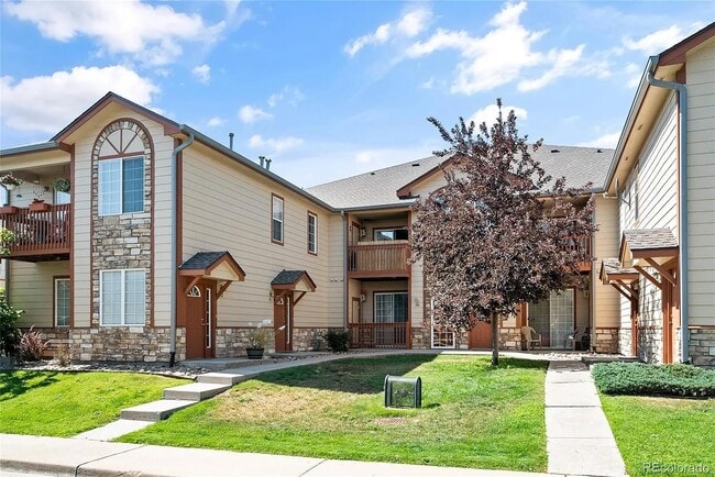 Building Photo - 3252 E 103rd Dr