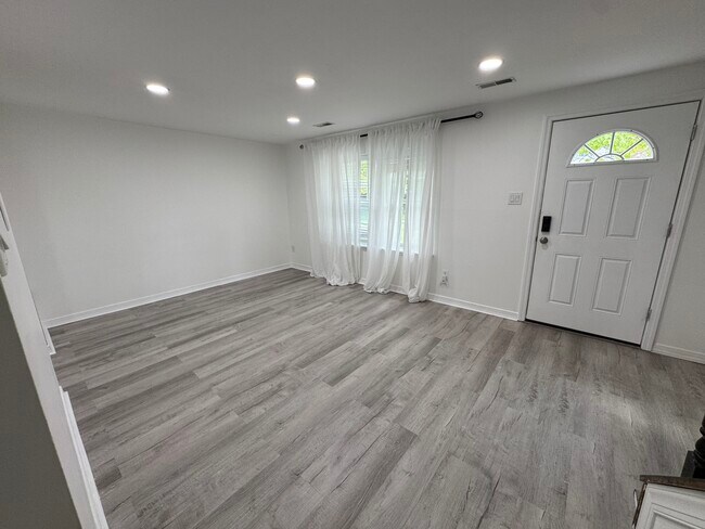 Foto del edificio - 5585 Hecate Ct