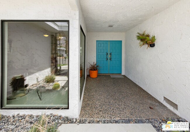 Foto del edificio - 2344 Madrona Dr