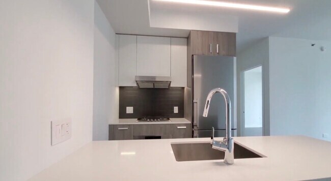Foto del edificio - 177 N Harbor Dr