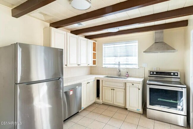 Foto del edificio - 12015 Riverside Dr