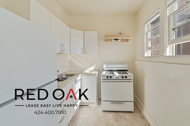 Foto del edificio - 537 S Kenmore Ave