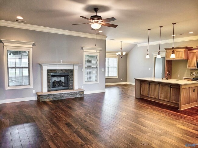 Building Photo - 13735 Callaway Dr