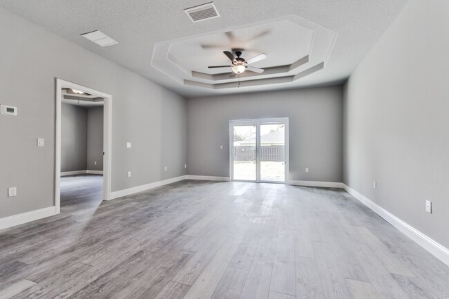 Building Photo - 18 Bunker View Dr