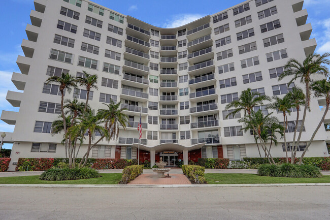 Foto del edificio - 2800 N Flagler Dr