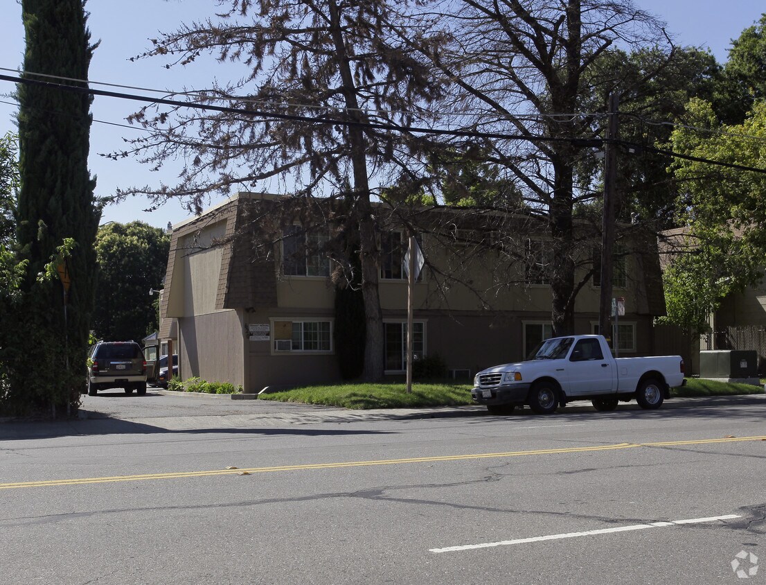 Foto principal - 620 5th St