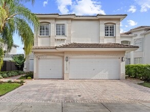 Building Photo - 11149 NW 72nd Terrace
