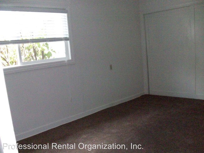 Building Photo - 1541 Menlo Ave