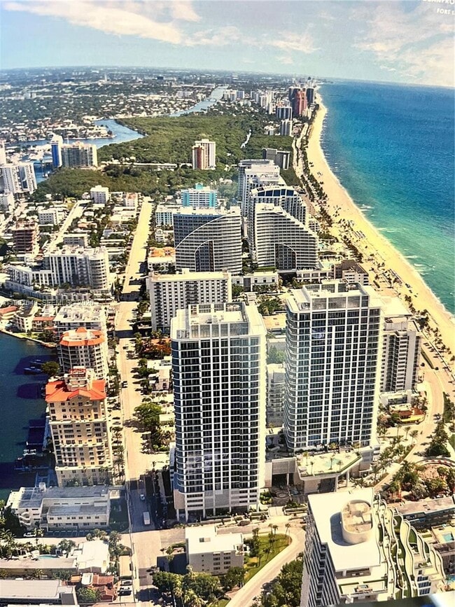 Building Photo - 153 N Seabreeze Blvd