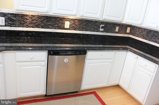 Foto del edificio - 46840 Mountain Laurel Terrace