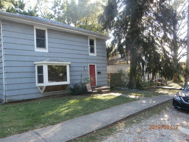 Building Photo - 202 E Dodds St
