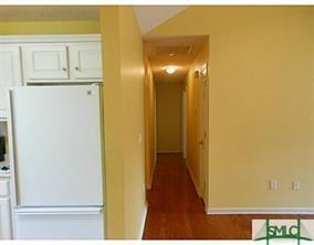 Building Photo - 153 Early St