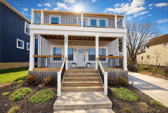 Building Photo - 1366 Cole St