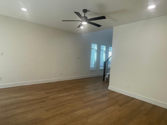 Foto del edificio - 16539 Oasis Glade Dr