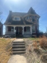Building Photo - 4718 Labadie Ave