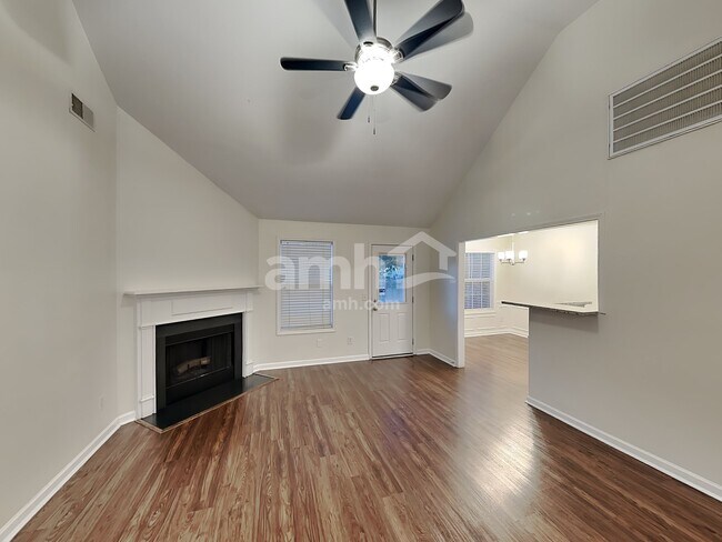 Building Photo - 101 Fawcett Ct
