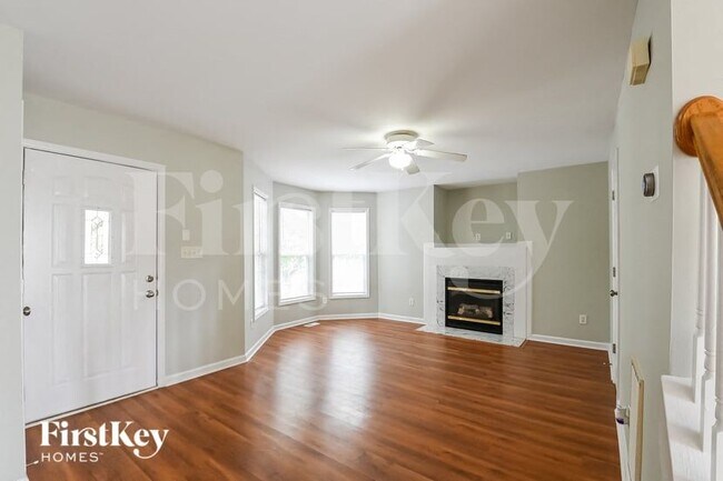 Foto del edificio - 4905 Windproof Way