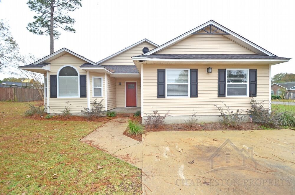 Primary Photo - 8115 Pleasant Ridge Dr