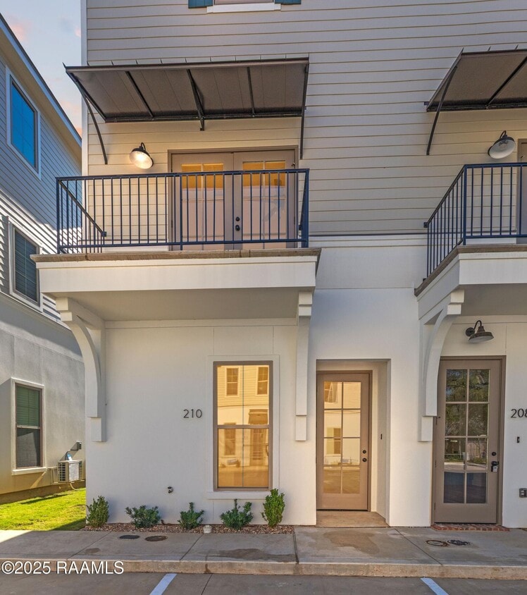 Foto principal - 210 Steiner Oaks