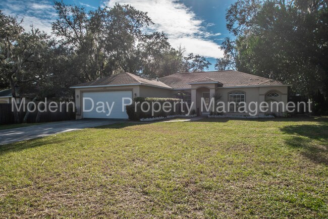 Foto del edificio - 3/2/2 FENCED YARD AND NEW CARPET!
