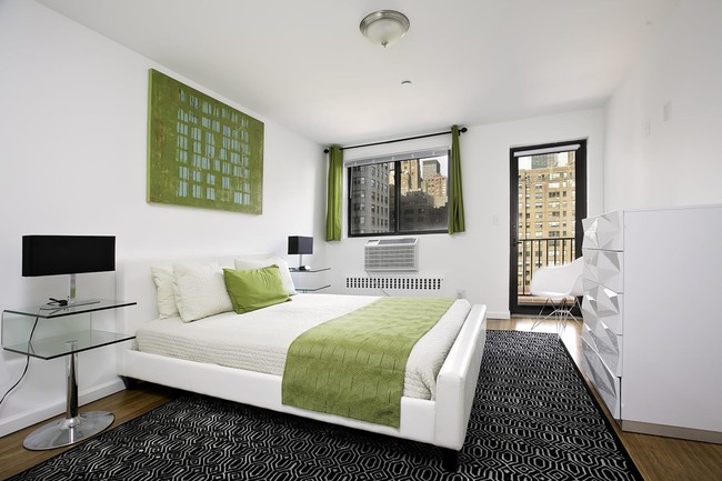 Building Photo - 322 East 39th Street