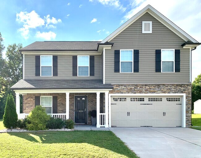 Building Photo - 534 Paul Pope Rd