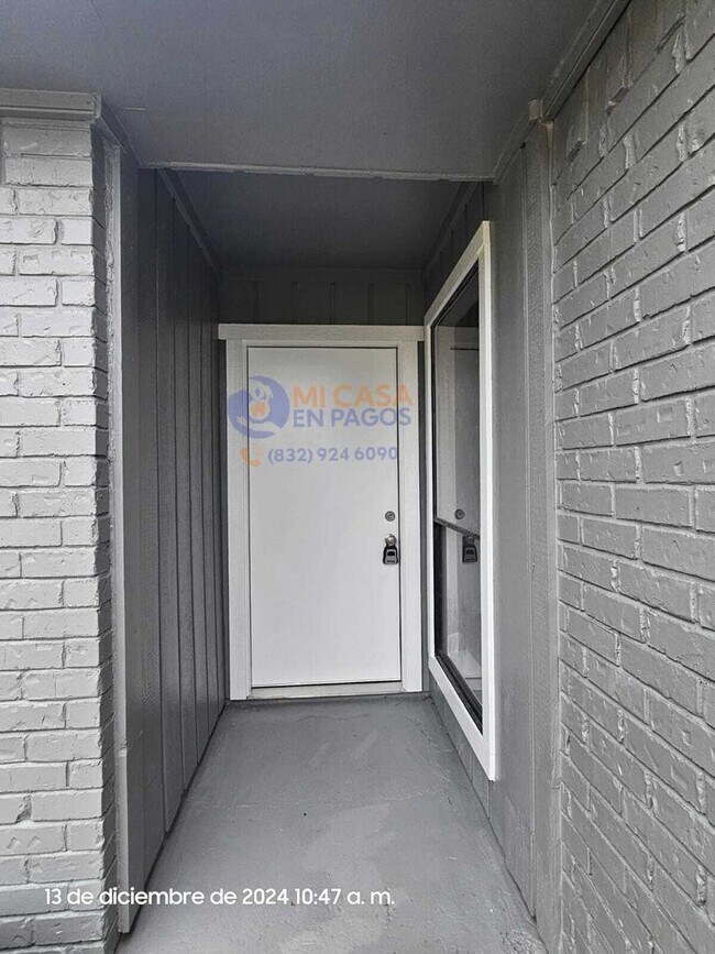 Foto del edificio - BEAUTIFUL HOME IN LIVINGSTON. MOVE IN READY!.