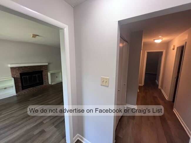 Building Photo - 6325 Marykirk Dr