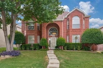 Building Photo - 2221 Cimmaron Dr