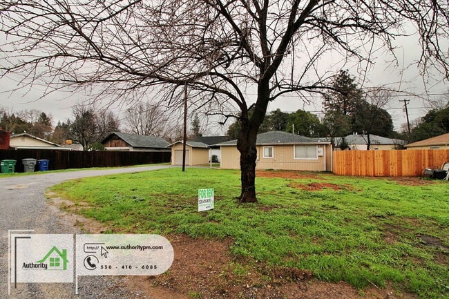 Foto del edificio - 3120 Pioneer Ln