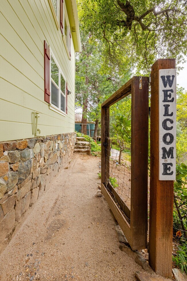 Foto del edificio - 165 Terrace St