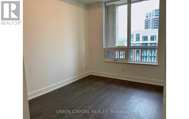 Building Photo - 278 Buchanan Dr