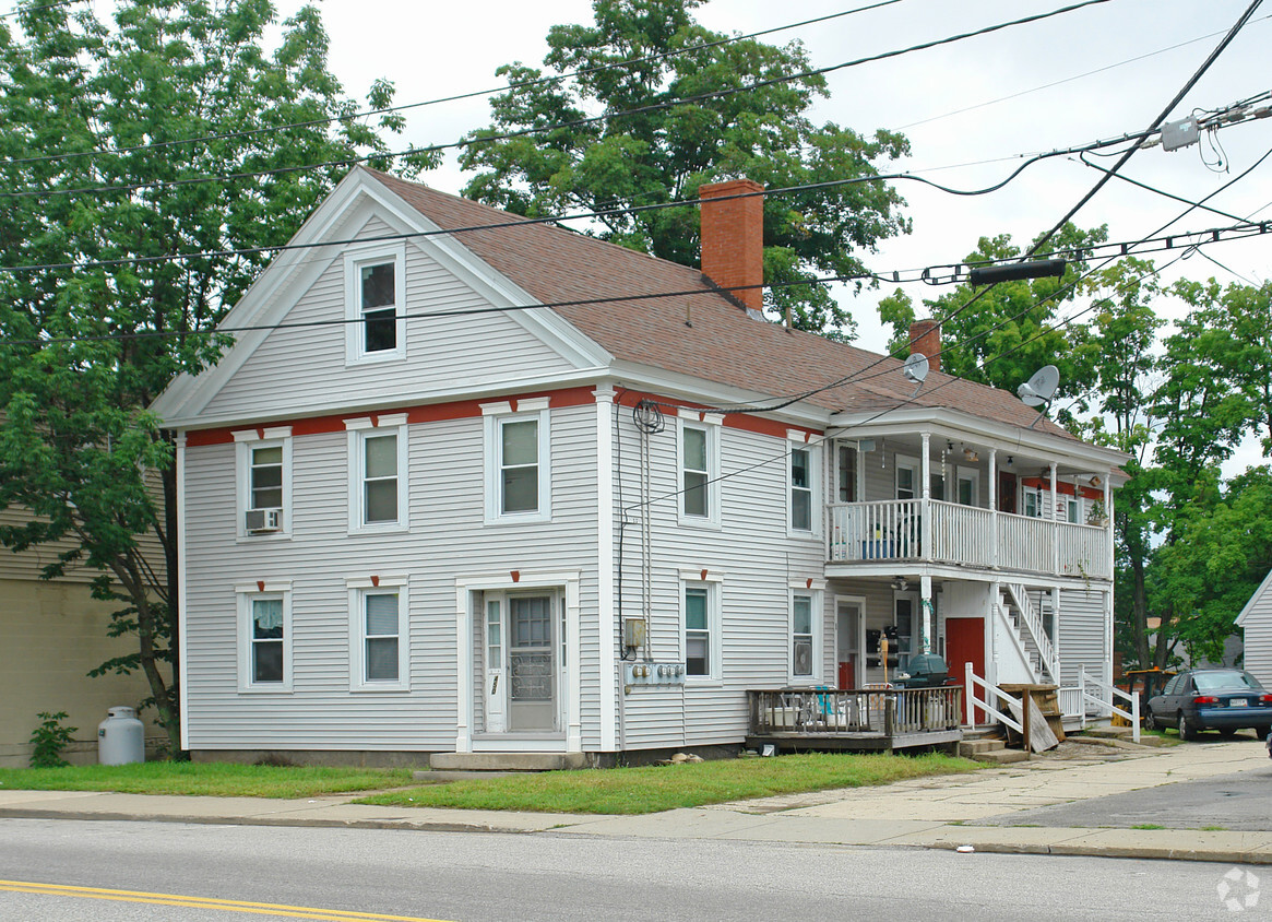 Primary Photo - 450 Main St