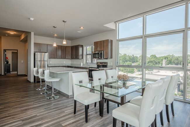 Cocina de Apex - PELOTON RESIDENCES, LLC - Phase 1