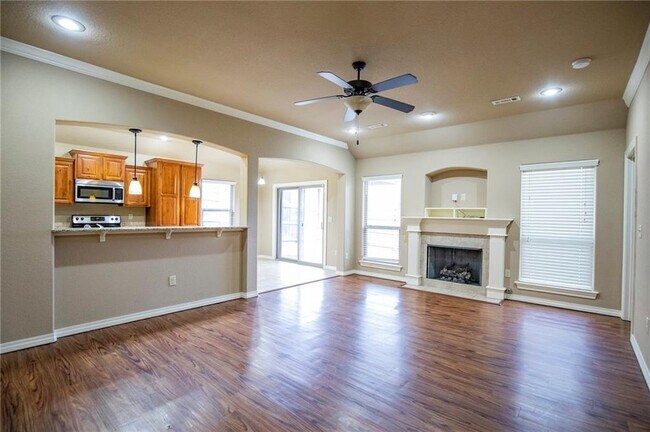 Building Photo - 4312 W Murfield Dr