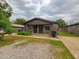 Building Photo - 1117 E Parker St