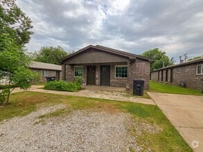 Building Photo - 1117 E Parker St