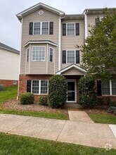 Building Photo - 763 Wyndhurst Dr