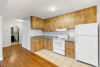 Building Photo - 2163 Hamilton St