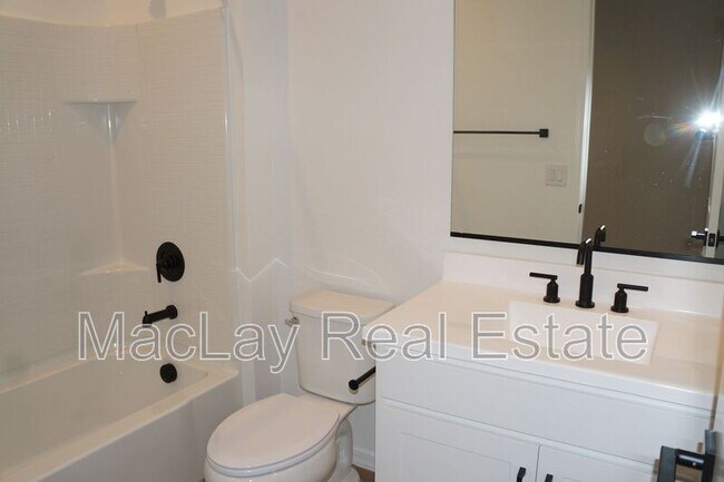 Building Photo - 6123 S Oxley