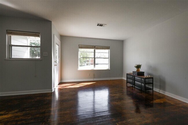 Foto del edificio - 4225 Citadel Ln