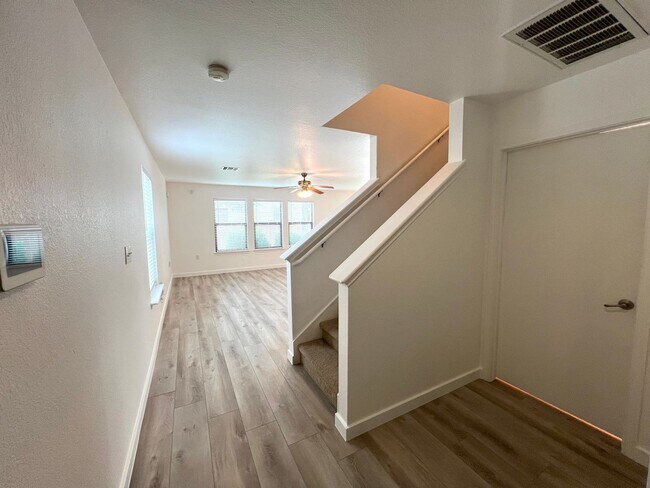 Building Photo - Two Stories, 3 Bedrooms and 2.5 Bathroom H...