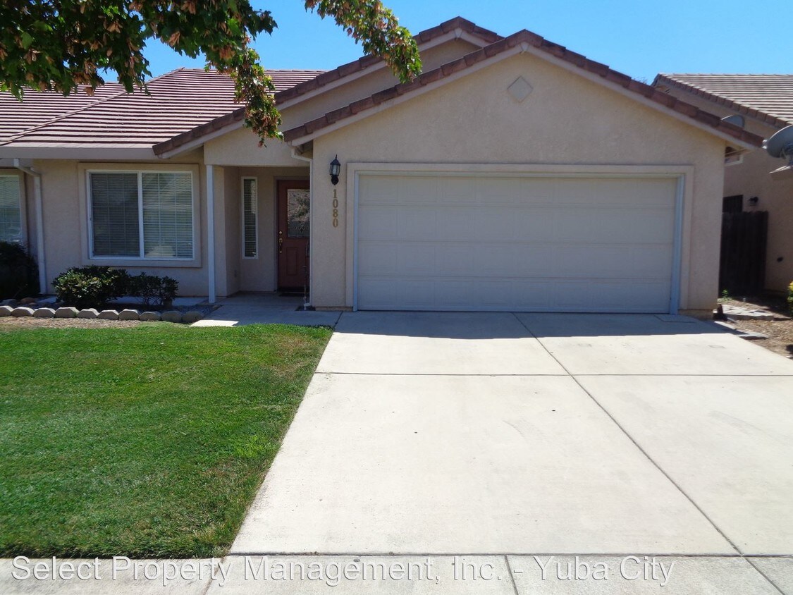 Primary Photo - 3 br, 2 bath House - 1080 Courtyard Drive