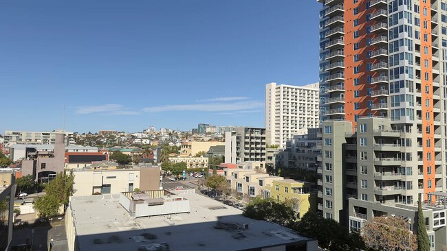 Foto del edificio - 425 W Beech St