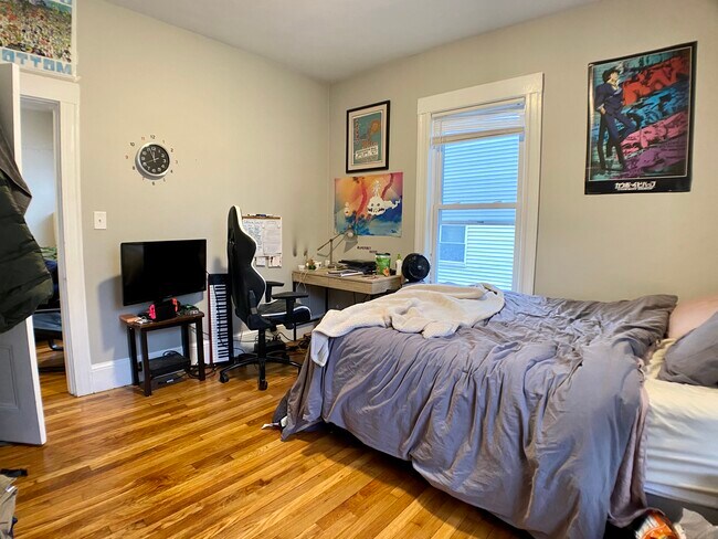 Foto del edificio - 271 Highland Ave