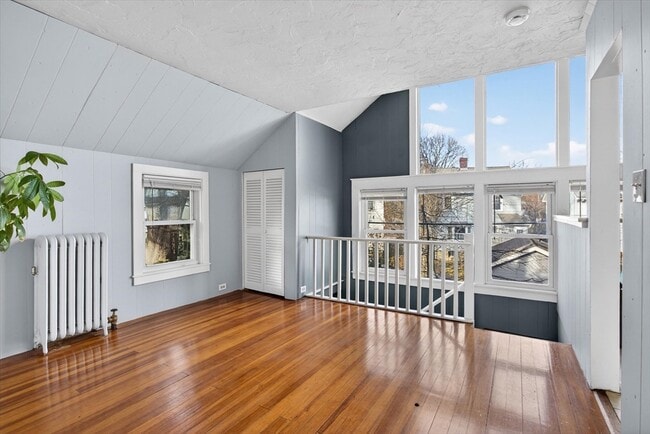 Foto del edificio - 306 Edge Hill Rd